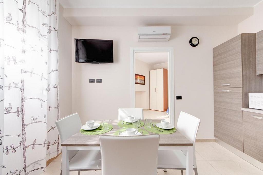 Olimpo Apartments St John In Lateran 로마 외부 사진